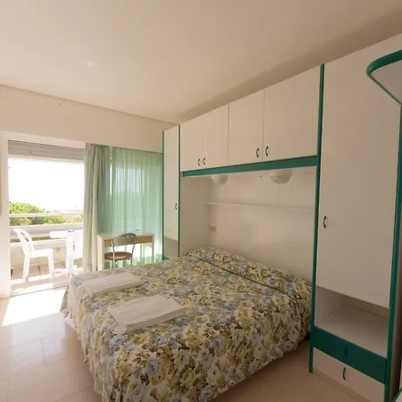 Hotel Ambra 3*
